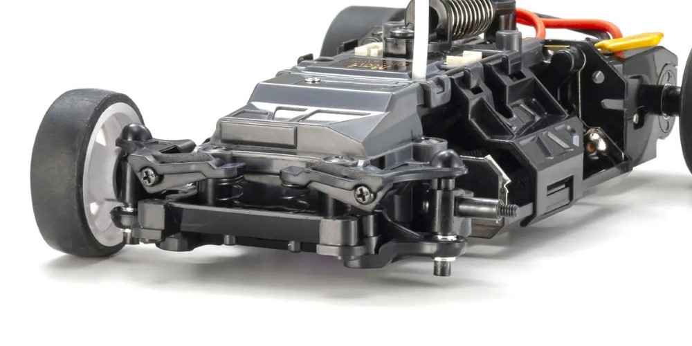 Első felfüggesztés – gumiabroncs-érintkezés kanyarokban